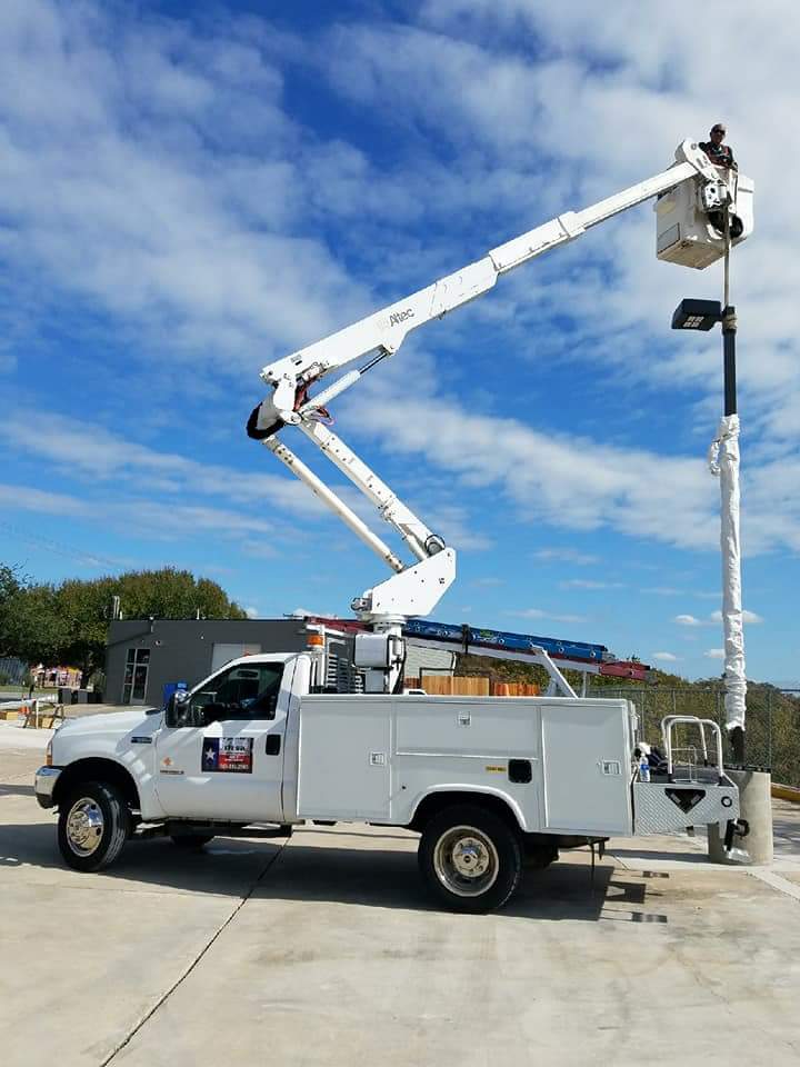 Bucket Truck